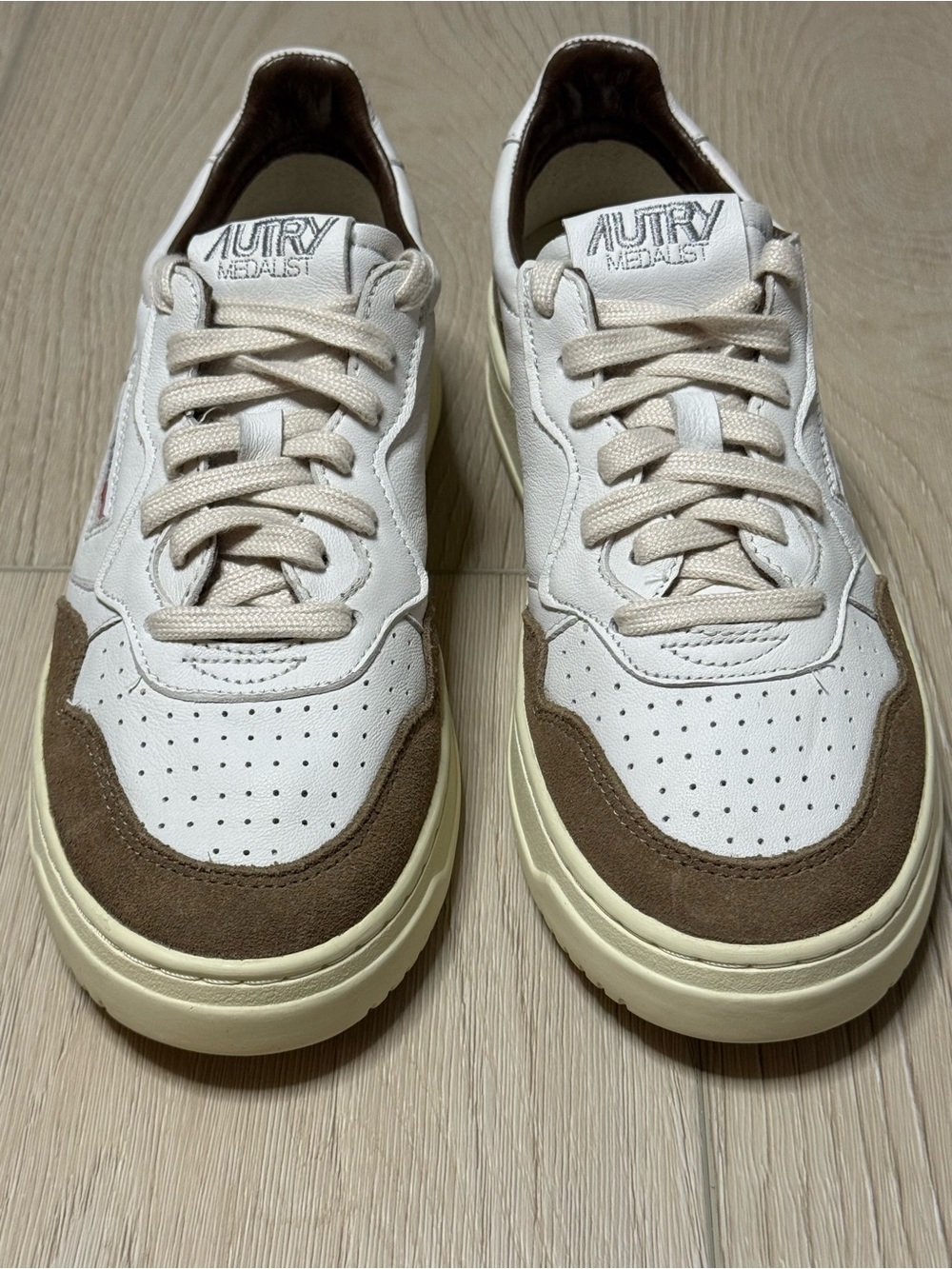Autry Medalist Low White Taupe Leather Suede Retro Sneakers EU 38 US 8 - Picture 6 of 11